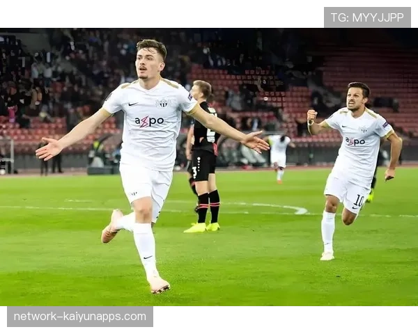 切尔西未能突破卡拉巴赫防线，2-2战平，欧冠晋级悬而未决，切尔西2_2巴塞罗那